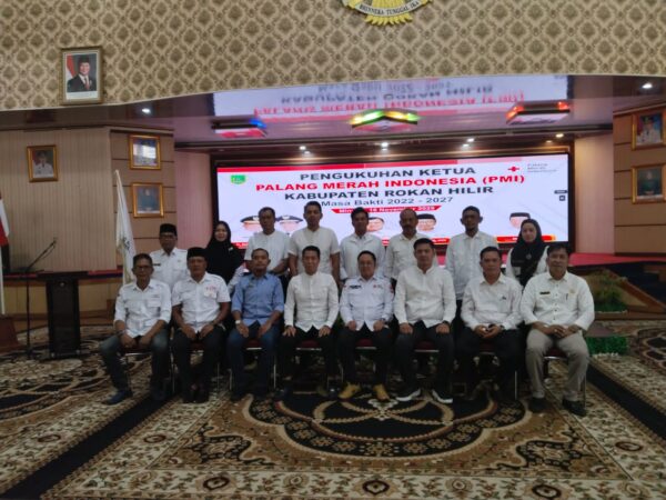 Dr.Maal Abror M.KM Kukuhkan Rapanis Sebagai Ketua PMI Rokan Hilir,Minta PMI Besenergi